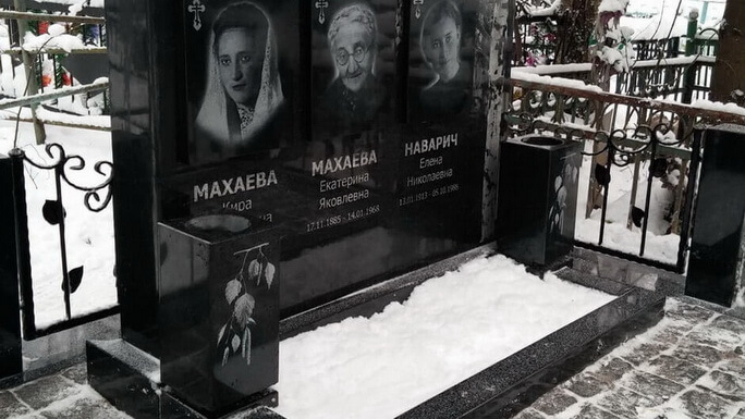 Изображение на вазах